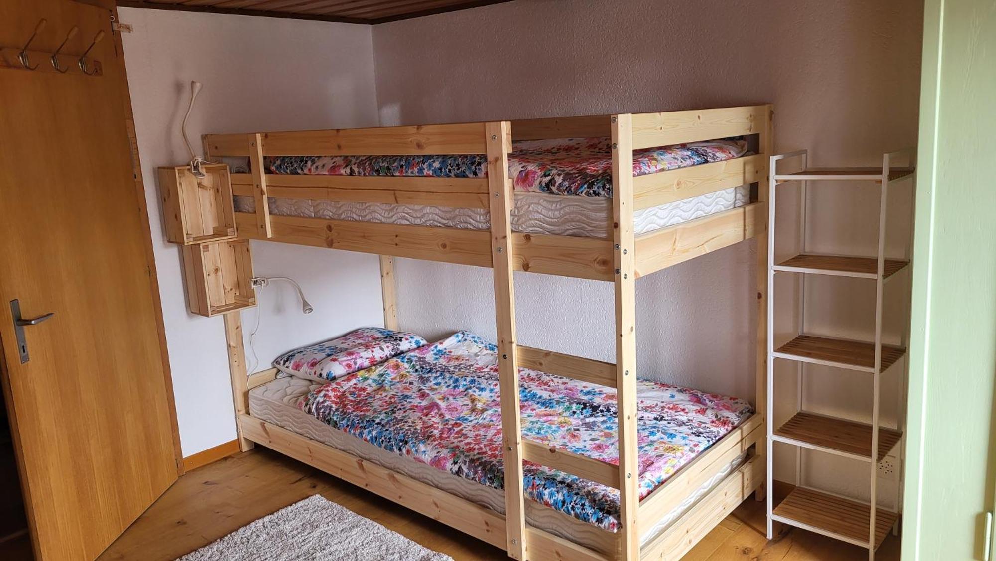 Bed and Breakfast Auszeit à Wattenwil Extérieur photo