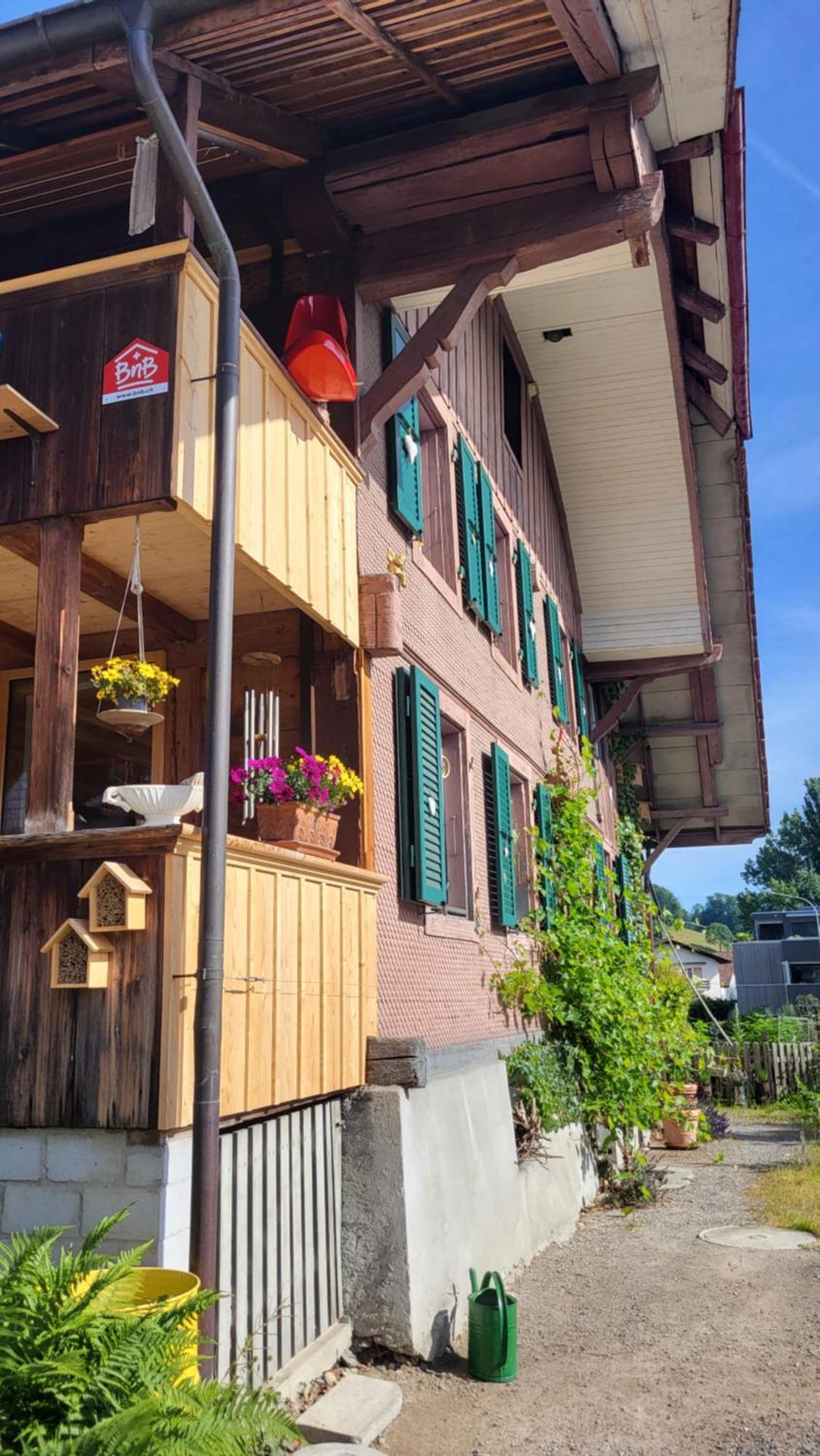 Bed and Breakfast Auszeit à Wattenwil Extérieur photo